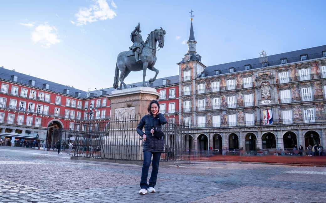 Memorable Photographic Tour of Madrid - What you’ll actually get back: 20 edited photos in your inbox