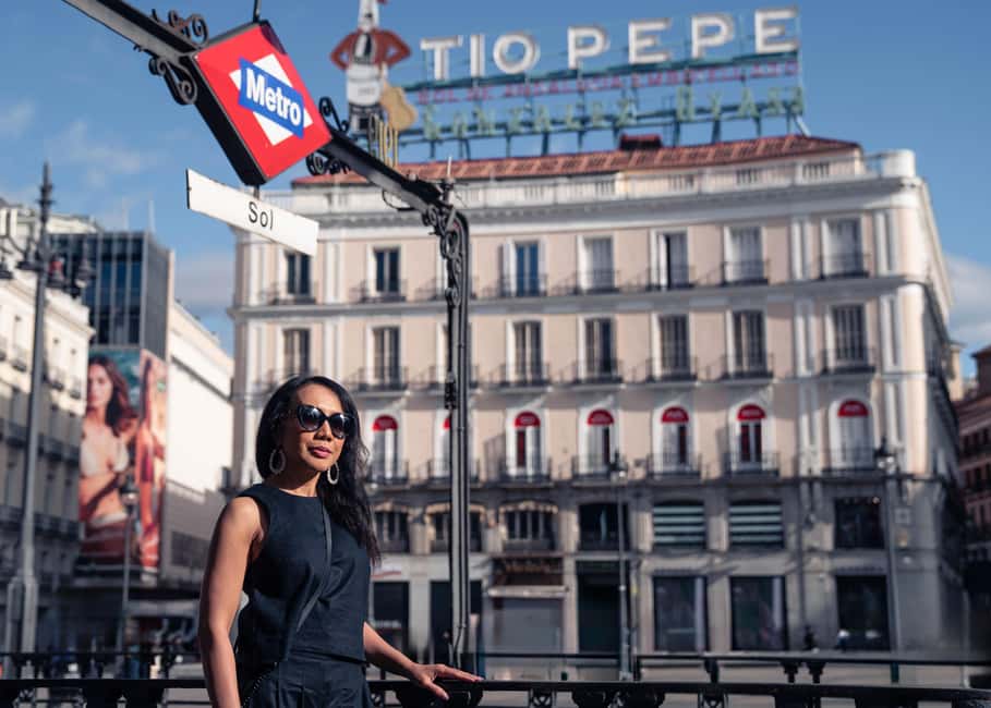 Memorable Photographic Tour of Madrid - Timing rules: why comfort shoes matter and punctuality saves the day