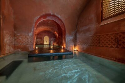 Midra 30, traditional Kessa and massage at Hammam Al Ándalus - The “Water Journey” option and the hot stone bed ritual