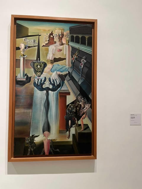 Museo Reina Sofía: Private visit with art expert - Your Expert Guide: From Sofia to Amanda, the Style Matters