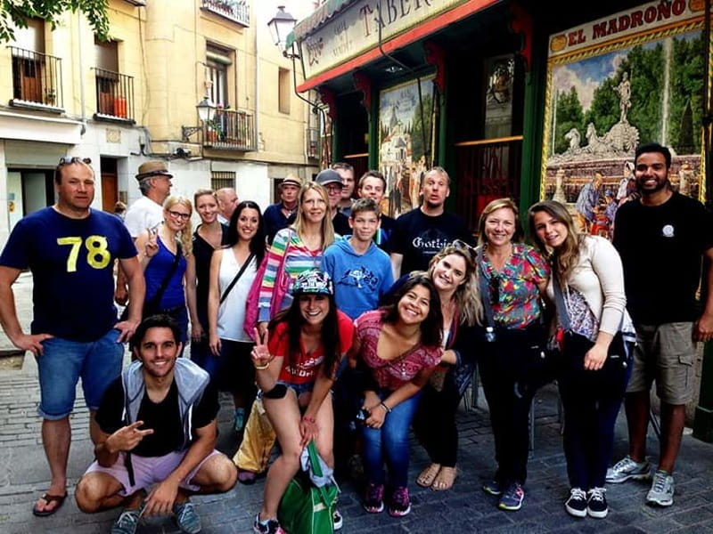 Mysteries & Tapas Tour in Madrid + Pub Crawl - Who should book this Madrid mysteries + tapas + pub crawl