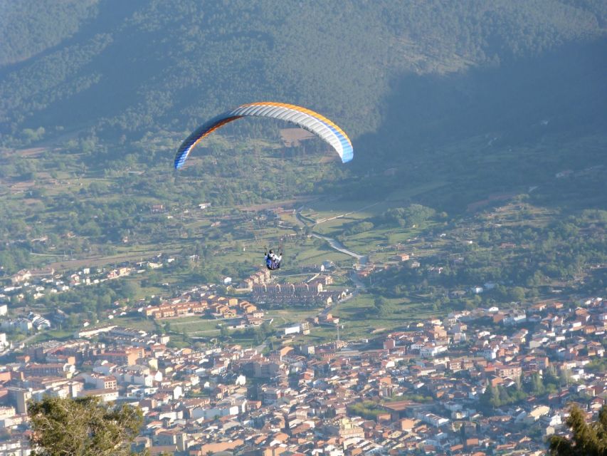 Paragliding Tandem Flight from Madrid - How the Launch Works (No Training Needed)