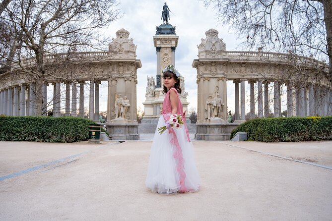 Photoshoot in Madrid - Royal Palace of Madrid Stop: Grand Backdrops in a Short Window