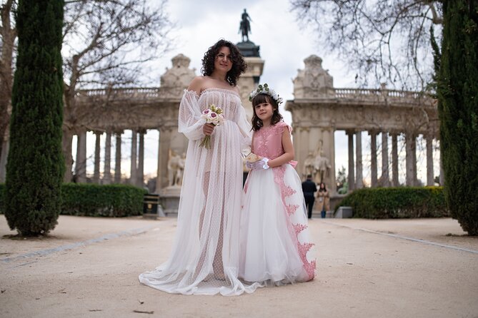 Photoshoot in Madrid - Almudena Cathedral: When Details Help Your Photos Feel Personal