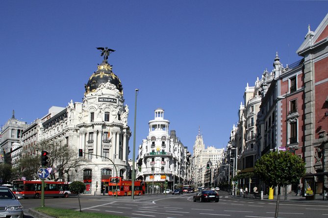 Private 8-hour Tour of Madrid + Escorial Monastery & Valley of the Fallen - Getting there the easy way: pickup, luxury car, and a separate chauffeur