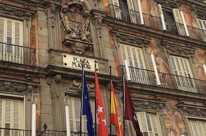 Private guided visit of Prado Museum of Madrid with official tour guide - Hotel pickup near Prado: small convenience, big payoff
