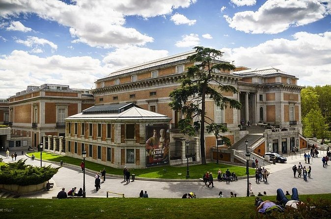 Private guided visit of Prado Museum of Madrid with official tour guide - Price and value: is $263.53 per person worth it for 2 hours?