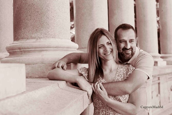 Private Photo sessions in Madrid - Starting near Retiro Park: the calm way to begin in Madrid