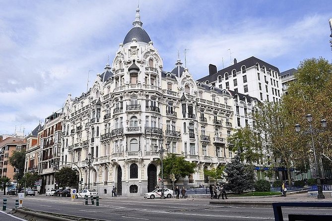 Private Tour: Madrid City Tour - Royal Palace gardens: Bourbon power, but on your feet