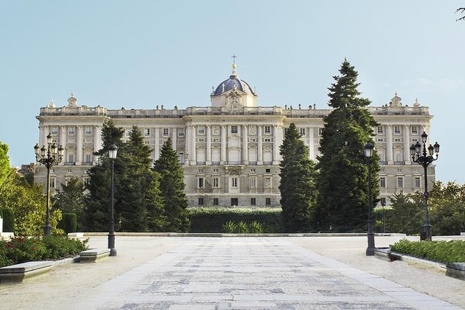 Private Tour: Madrid Walking Tour of Los Austrias - Iglesia de San Ginés: a 14th-century church with a comeback story