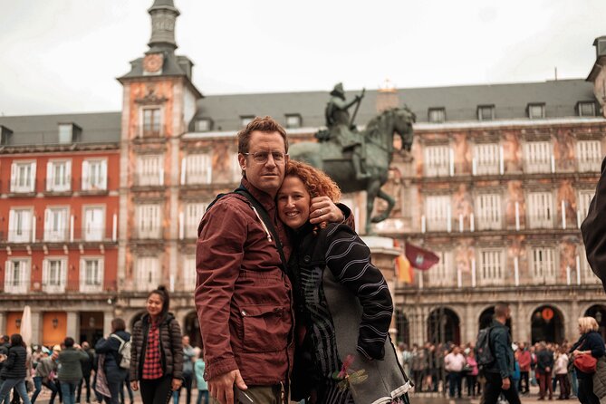 Private Tour of Madrid with a Photography Session - Start at 10:00 and move fast (in a good way)