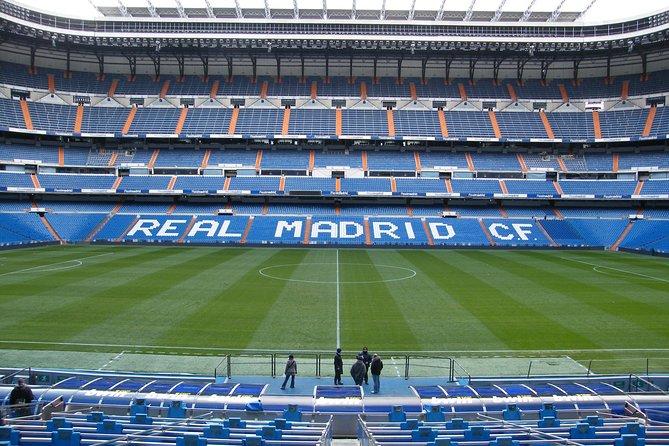 Private Tour: Santiago Bernabeu Stadium & Modern Madrid with Hotel pick up - Timing inside the 4 hours: what to expect on your feet