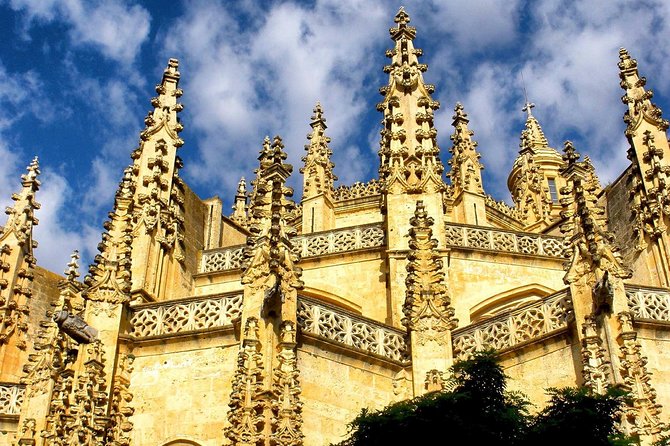 Private Tour: Segovia Day Trip from Madrid - Alcázar Castle Time: UNESCO With Time to Walk Around
