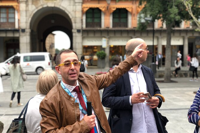 Private Tour to Toledo from Madrid with skip-the-line ticket to the Cathedral - El Greco at Church of Santo Tomé: art stop that actually lands
