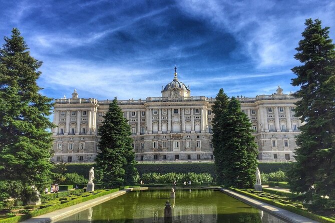 Private VIP tour Royal Palace and city tour. All of Madrid in one day - Contemporary art in a first-hospital building (Picasso, Miró, Dalí)