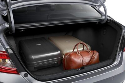 Round Trip Transfer from Madrid Airport MAD to Madrid by Sedan - Should you book this MAD to Madrid round-trip sedan transfer?