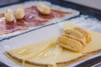 Royal Palace Madrid & Tapas Experience with Skip the Line Ticket - Inside the Royal Palace: art, royal storytelling, and what you’ll actually notice