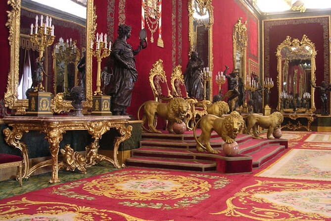 Royal Palace of Madrid Guided Tour and Flamenco Show with Tapas - FAQ
