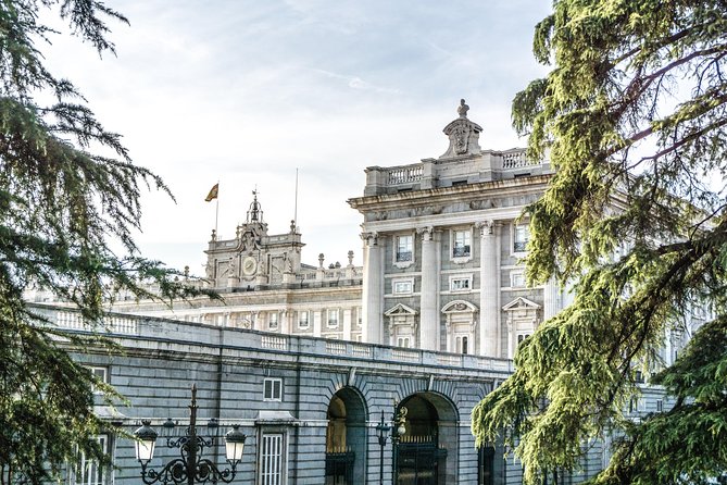 Royal Palace of Madrid Private Tour with Tickets - The Almudena Cathedral Stop: Short, Free, and Convenient