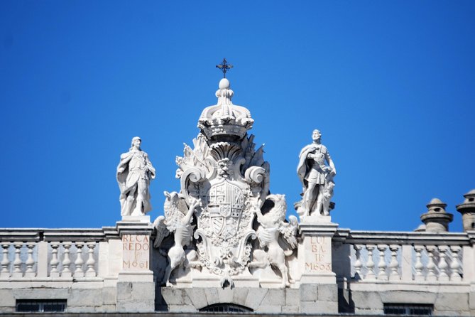 Royal Palace of Madrid Private Tour with Tickets - Price at $265.55 Per Person: When It Makes Sense