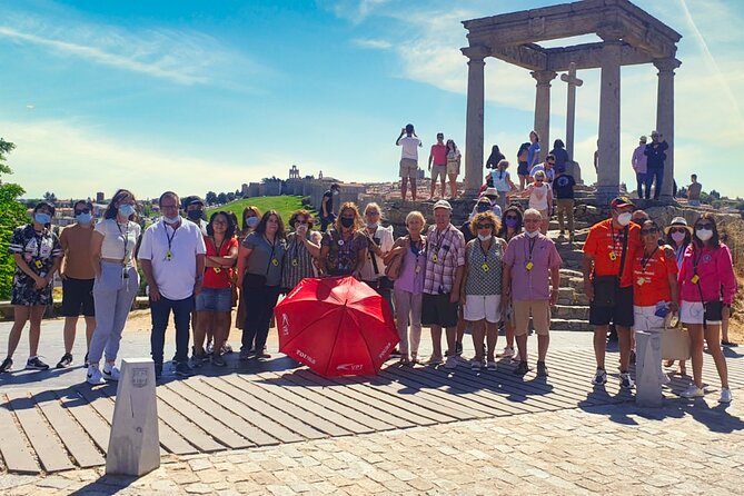 Segovia and Avila Guided Tour and Flamenco Show in Madrid - Segovia: Roman Aqueduct Square and the Gothic Cathedral