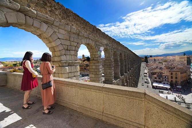 Segovia Half Day Afternoon Tour from Madrid - The 3:00 pm Start: Bus Comfort, Timing, and the Headset Advantage
