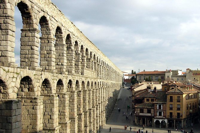 Segovia Private 5 hours Tour from Madrid with Hotel Pick up - Who This Tour Fits Best (And Who Might Prefer Something Else)