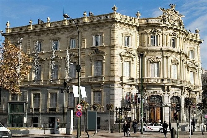Self-Guided Audio Tour - Ghosts of Madrid: History and terror - How the Offline Ghost Script Works on Madrid Streets