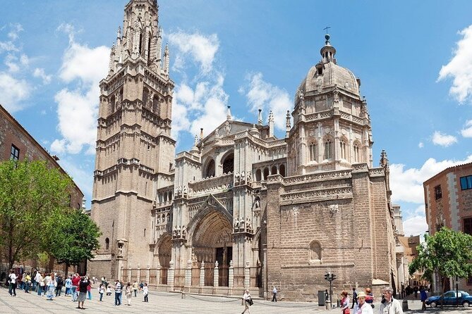 Self-Guided Toledo Day Trip from Madrid with Panoramic Train - Walking and heritage storytelling: how to enjoy it without getting overwhelmed