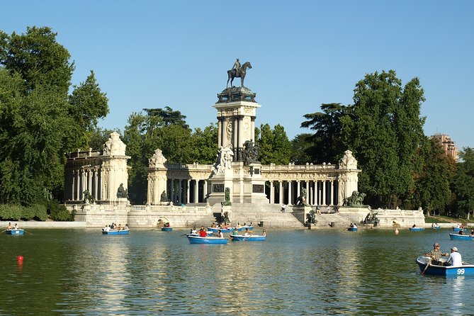 Skip-the-line Madrid Royal Palace with tapas tasting & Retiro Park - Tapas at Mercado Jamón Ibérico: The Self-Guided Piece