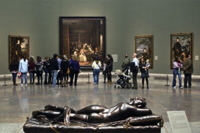 Small Group Prado Museum Guided Tour with Skip the Line - Meet at the Velázquez Monument and get your bearings fast