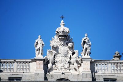 Surfing Madrid: From the Palace to the Tavern Private Tour - Church of Santiago and the Moorish Wall: Madrid’s Layers in Plain Sight