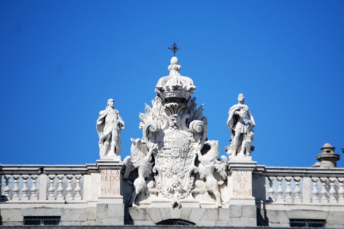 Surfing Madrid: From the Palace to the Tavern Private Tour - Church of Santiago and the Moorish Wall: Madrid’s Layers in Plain Sight