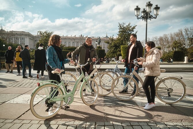 Tapas & Guided tour on a Vintage Bike through Madrid - Guides, safety, and why you’ll feel comfortable on crowded streets
