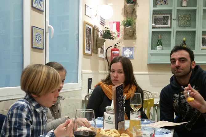 Tasting Madrid: Tapas Private Guided Tour (Customizable) - What you’ll actually eat and drink on the way