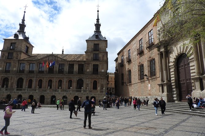 Toledo and Segovia Private Tour with Hotel Pick Up from Madrid - Toledo highlights: Puerta de Bisagra to the Jewish Quarter