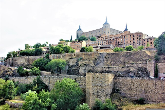 Toledo Panoramic! from Madrid with Transportation and Panoramic Tour - What the guided portions actually feel like (and why guides matter here)