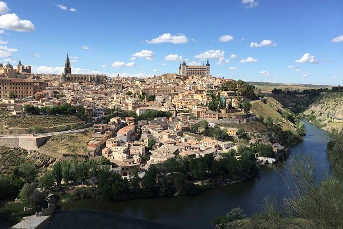 Toledo, Windmills, Winery Small Group Tour with Lunch from Madrid - A 10-hour Toledo, Consuegra, and winery day that starts right at 8:00am