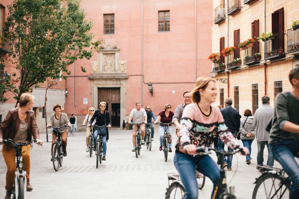 Top highlights of Madrid Bike Tour- 3hrs (e-bike optional) - Guides Matter: What You Can Expect From the Commentary