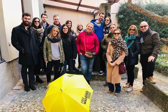 Tour "Barrio de las Letras" Spanish Golden Age - Plaza de Santa Ana and San Sebastián Church: where theater meets art