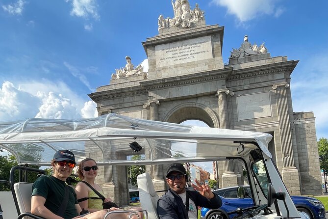 Tour en tuk-tuk electrico por MADRID MODERNO - Electric tuk-tuk Madrid Modern: the point of this 90-minute route