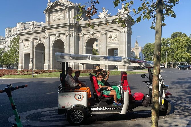 Tour Madrid: Royals, Plazas & Secrets 3H - Plaza Mayor and Mercado San Miguel: old-town heartbeats
