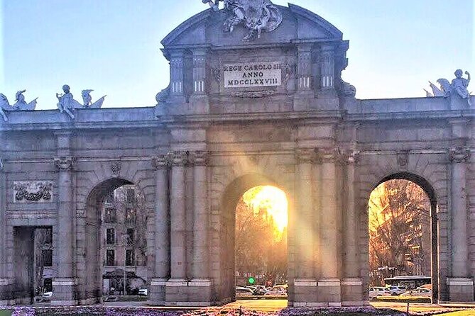 Tour of Historic and Modern Madrid with a guide in a yellow tuk tuk - Church-and-park Madrid: where you slow down and see the city breathe