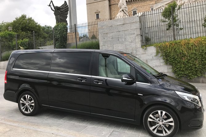 Transfer from the Airport to Madrid - Price and Value: $139.37 for a Group Up to 7