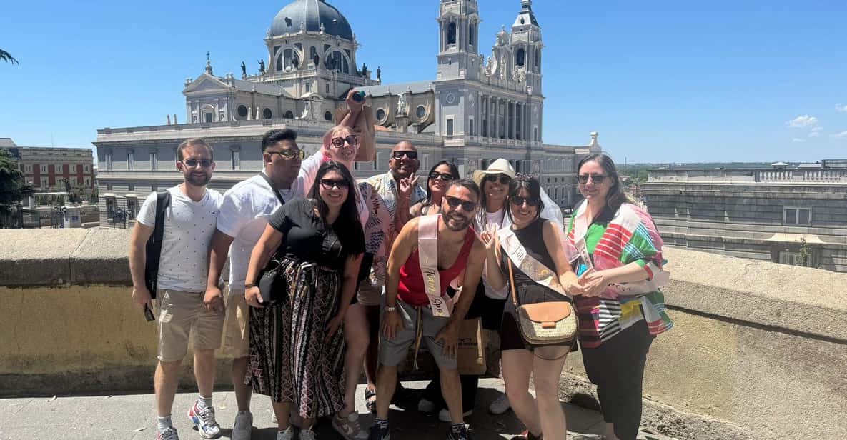 Tuk Tuk Tour with Wine Test in Madrid - Your Guide and the Real Value of a Private Group