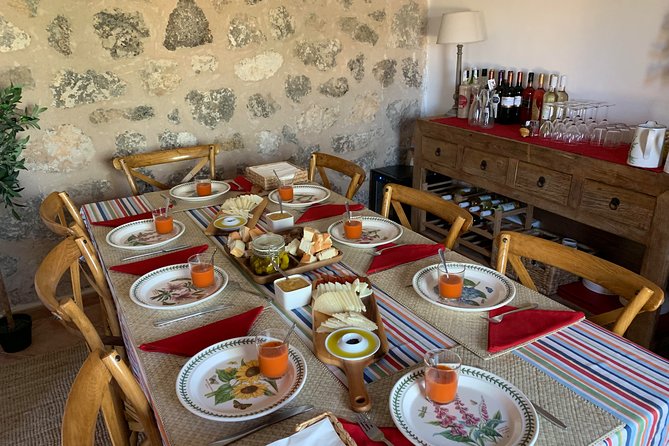 Unspoiled Spain: Food & Wine Tasting for Foodies & Nature Lovers - Getting out of Madrid: pick-up, round-trip, and the small-group vibe