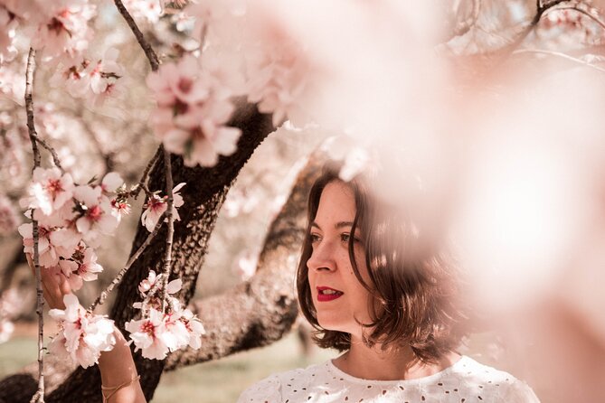 Vacation photographer. Madrid Photo Shoot. Take home more than just a selfie! - Who This Madrid Photo Shoot Fits Best