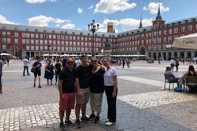 Walking tour around the center of Madrid - Puerta del Sol: Madrid’s timeline in one central stop